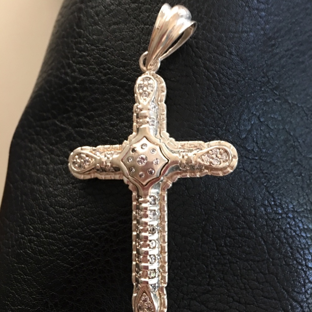 Cross - Picture 2 of 3